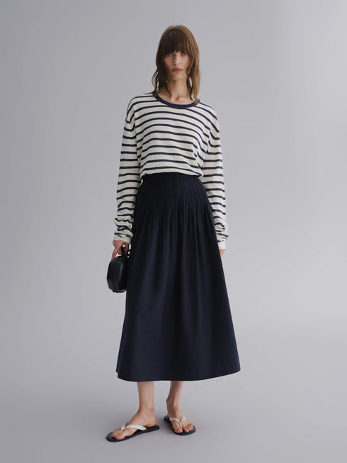 Ease Line Pullover